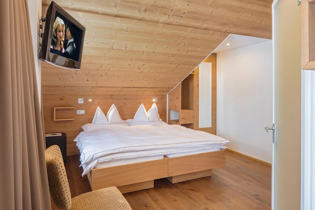 Hotel Edelweiss Blatten Loetschental Exterior foto